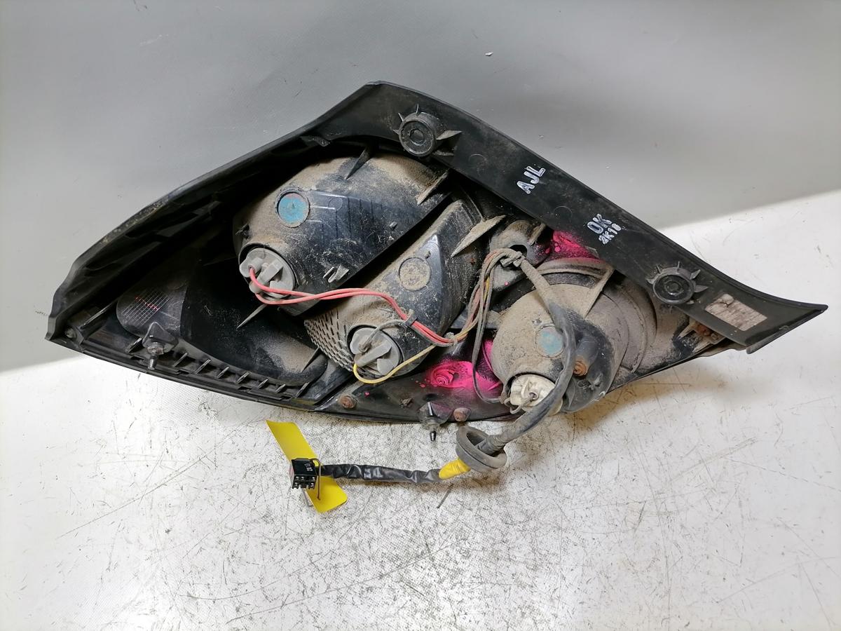 Chevrolet Aveo 2 original R&uuml;cklicht R&uuml;ckleuchte Schlussleuchte rechts Flie&szlig;heck Bj.2013